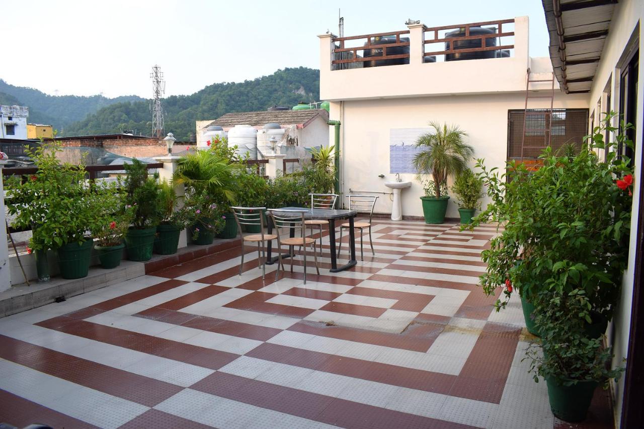 Hotel Thakur Ji Haridvár Kültér fotó
