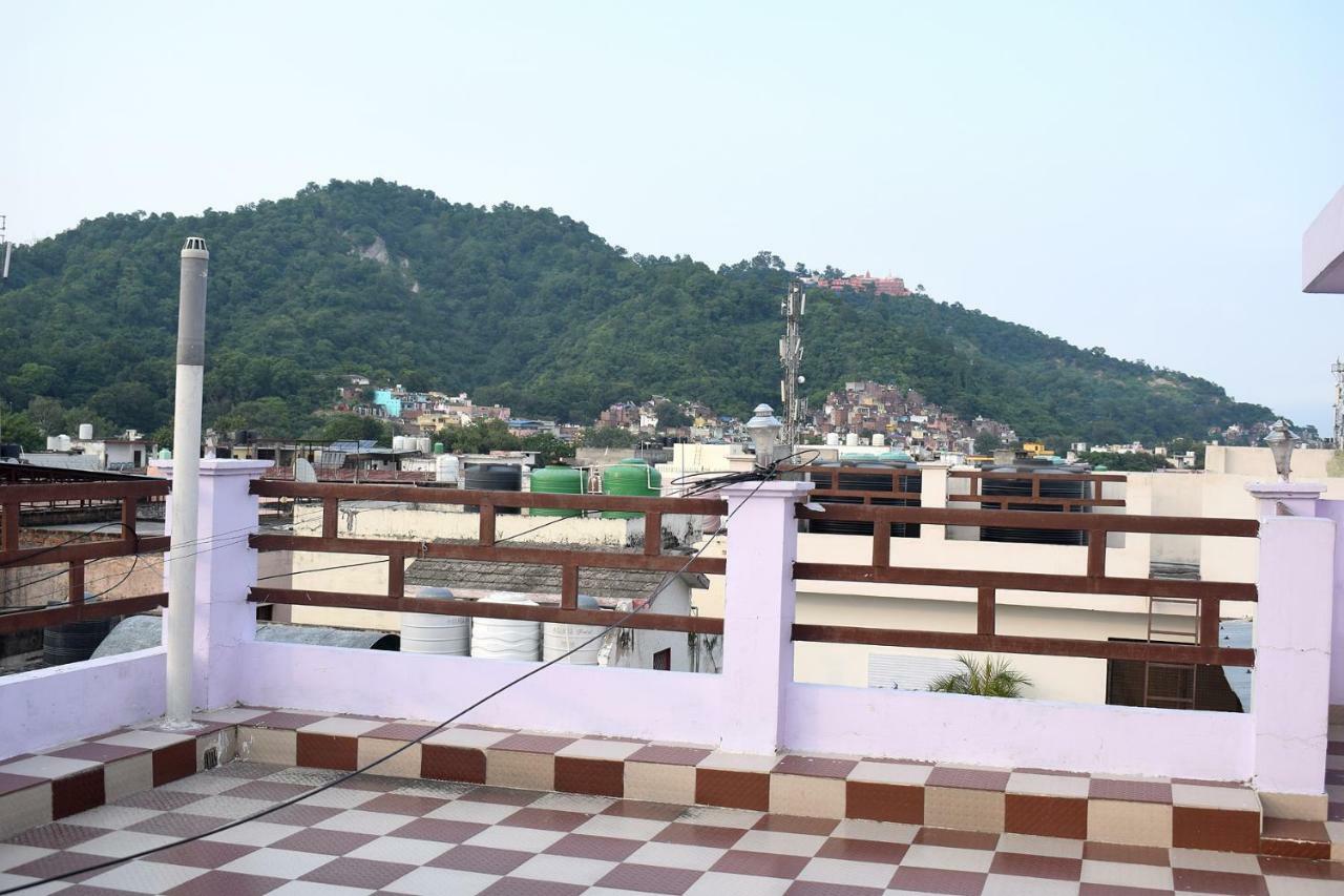 Hotel Thakur Ji Haridvár Kültér fotó